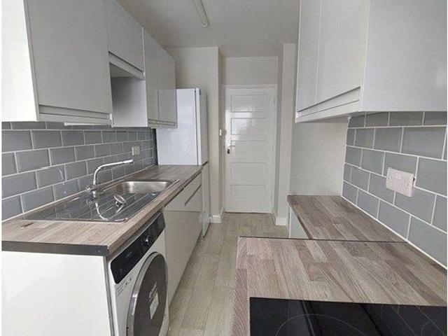 Apartment for rent in High Wycombe Community Board, High Wycombe