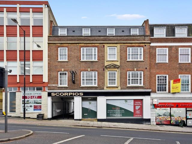 Apartment for rent in Daws Hill, Cressex