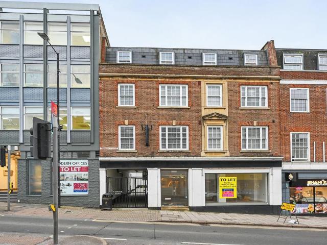 Apartment for rent in Daws Hill, Cressex