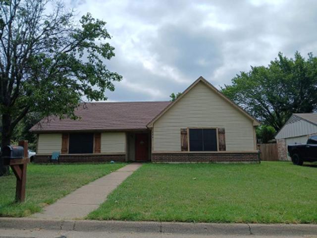 House for sale in Arlington, Texas
