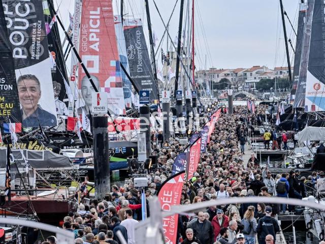 Local Commercial vente à Les Sables-d'Olonne, Château-d'olonne