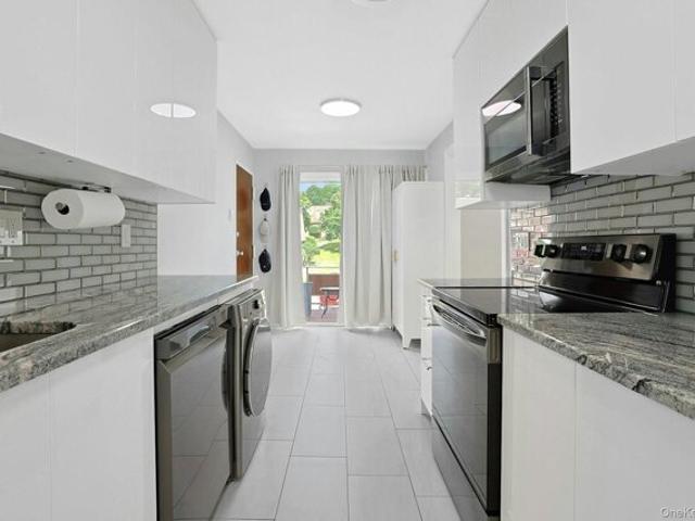 Condo for sale in Rockland, New York