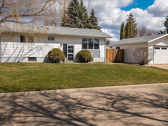 House for sale in Prince Albert, Saskatchewan