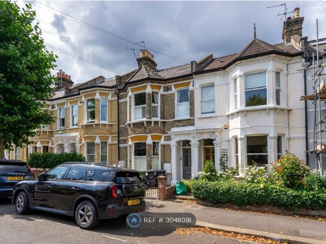 Apartment for rent in Clapham Park, Greater London
