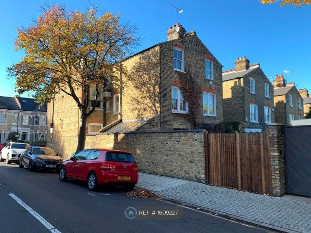 Apartment for rent in Clapham, Greater London