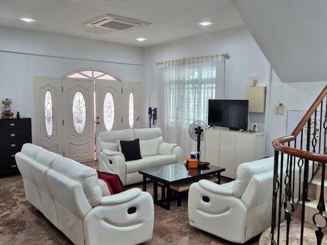 Detached House for sale