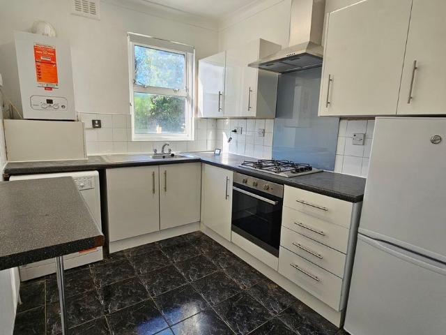 Apartment for rent in Plaistow, Greater London
