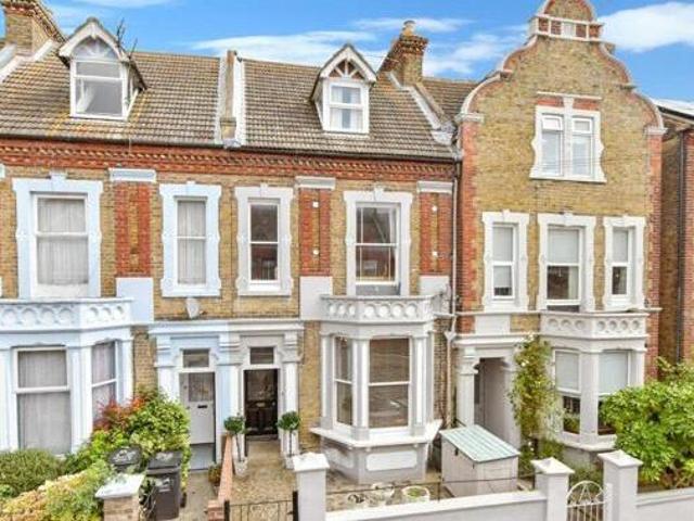 House for sale in Chilton, Acol