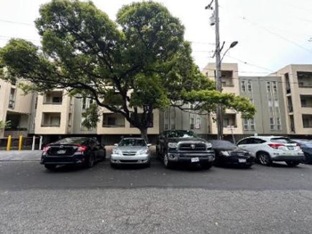 Condo for sale in Oakland, California