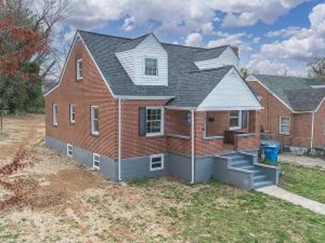 House for sale in Roanoke