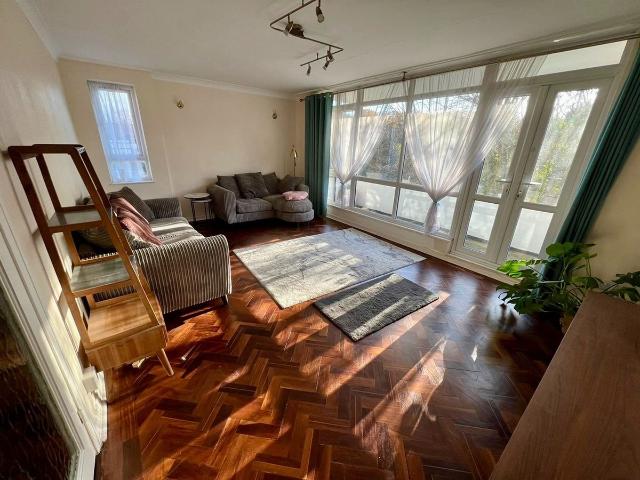 Apartment for rent in London Borough of Enfield, Greater London