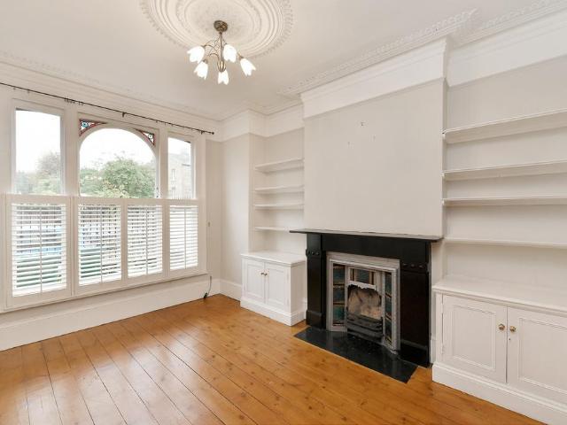 House for rent in Fulham, Sands End