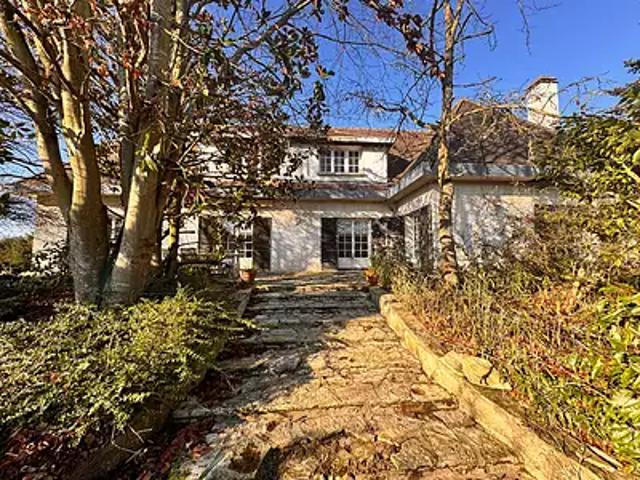 Maison vente à Saint-Germain-en-Laye, Crespières