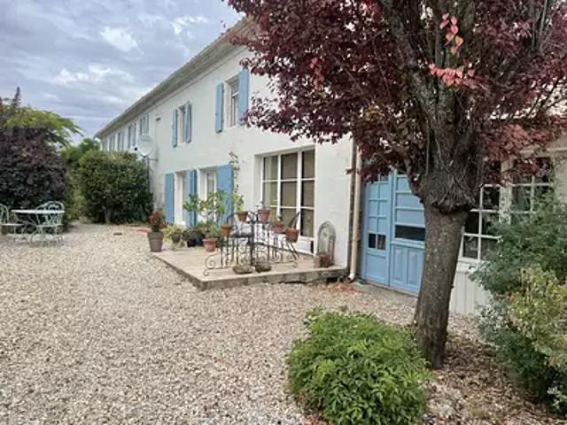 Maison vente à Saint-Jean-d'Angély, Cressé