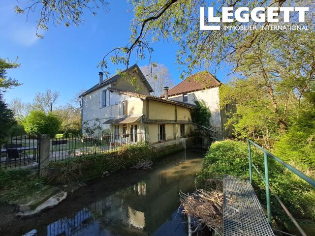 Ferme vente à Saint-Jean-d'Angély, Cressé