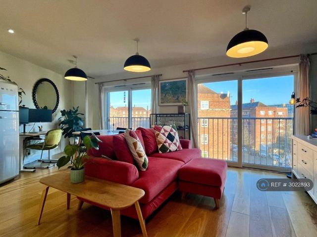 Apartment for rent in South Hackney, Greater London