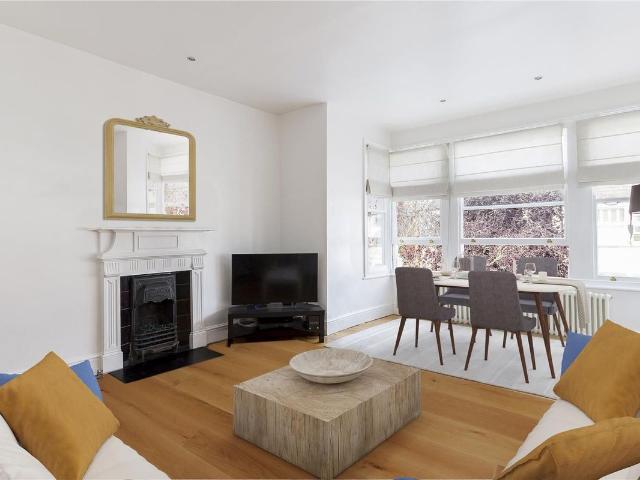 Apartment for rent in Petersham, Greater London