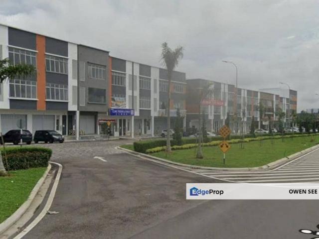 Shop for sale in Johor
