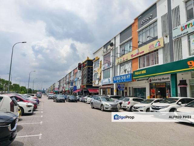 Shop for sale in Johor