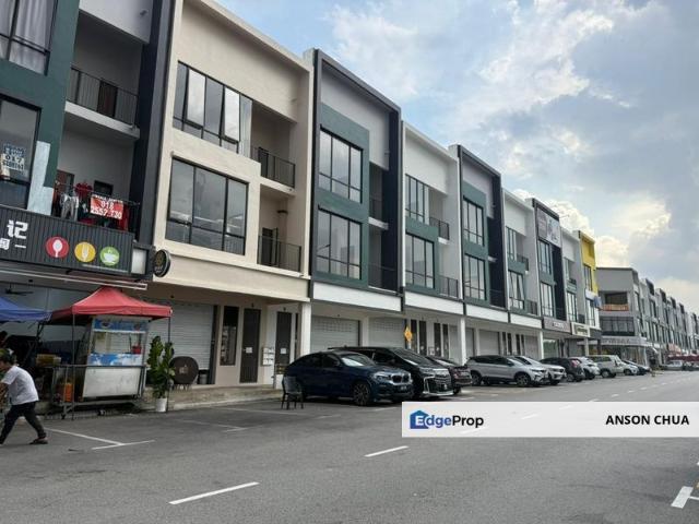 Shop for sale in Tebrau, Johor