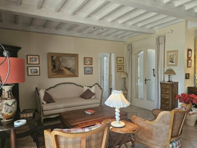 Maison vente à Die, Crest