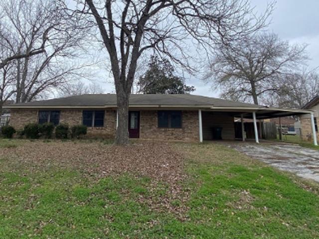 House for sale in Palestine, Texas