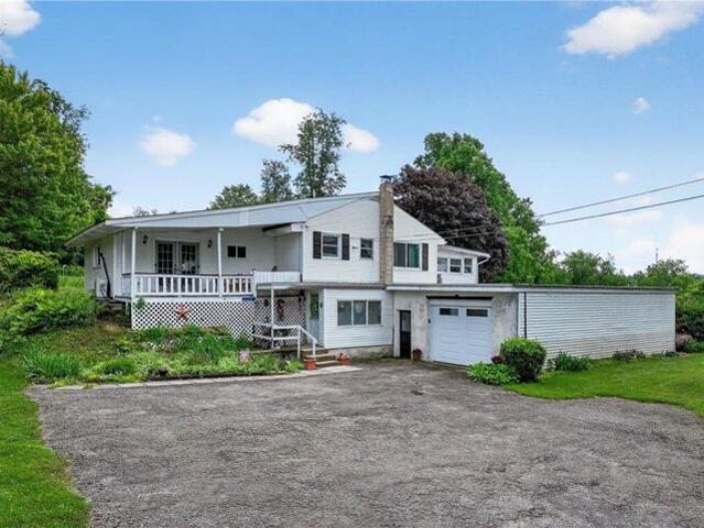 House for sale in Delmont House for sale in Delmont