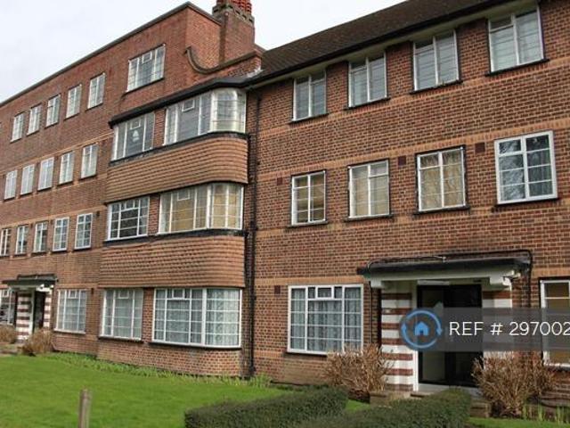 House for rent in London Borough of Ealing, Park Royal