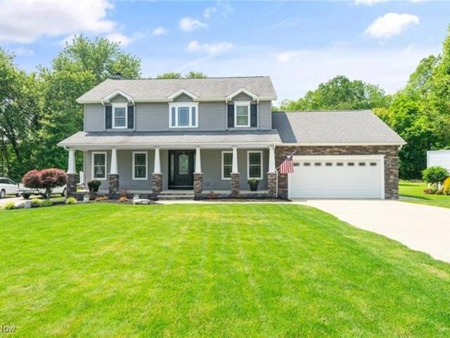 House for sale in Girard