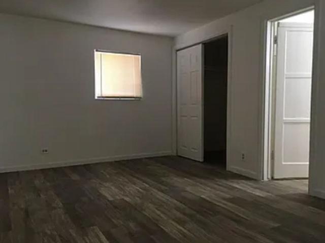 Apartment for rent in California