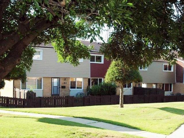 House for rent in Wedgewood, Alberta