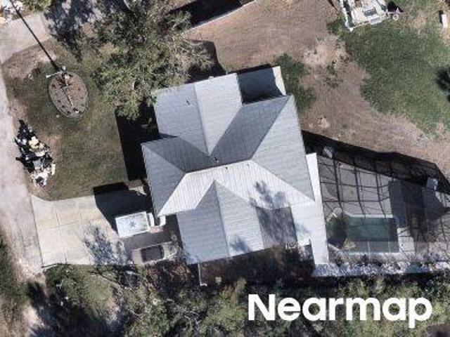 House for sale in Englewood