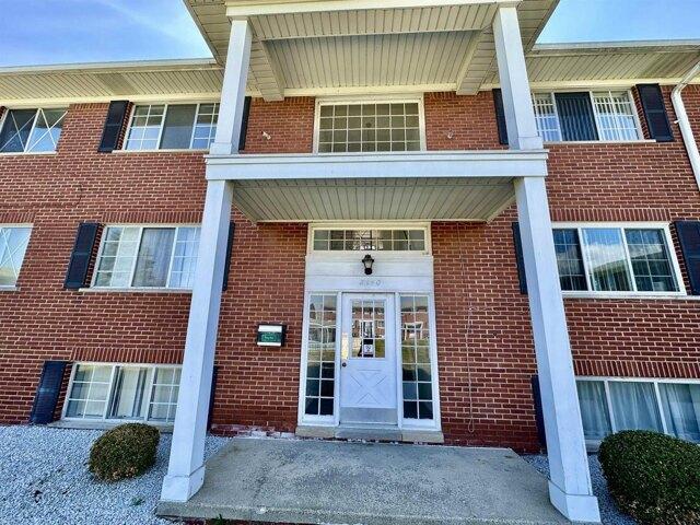 Condo for sale in Sterling Heights, Michigan