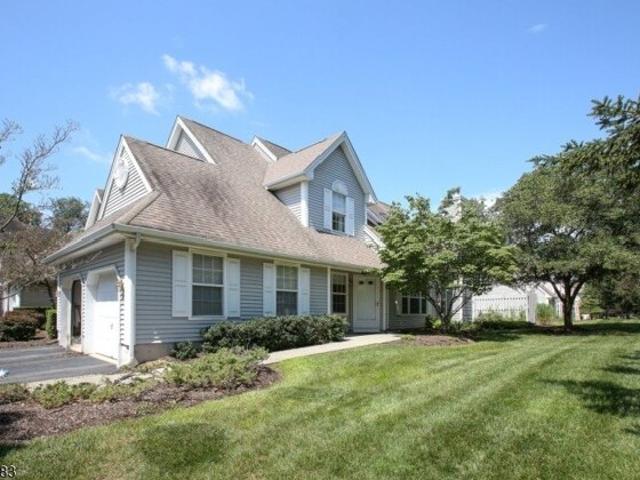 Condo for sale in Mount Arlington Condo for sale in Mount Arlington