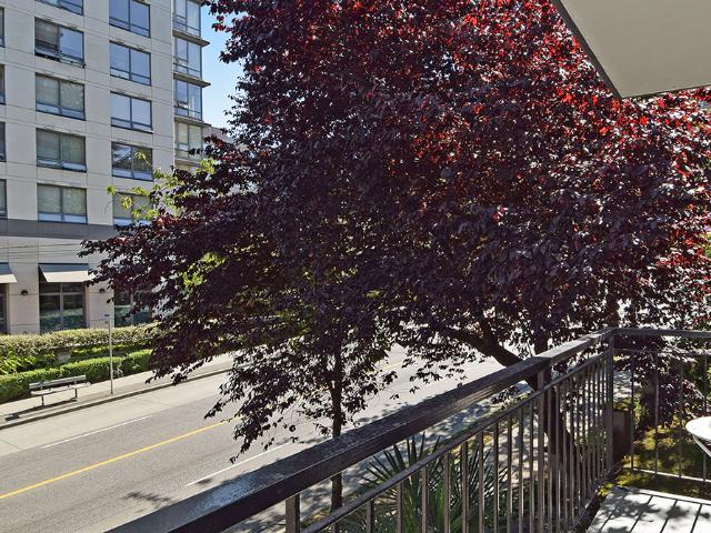 Apartment for rent in Lower Davie, Vancouver