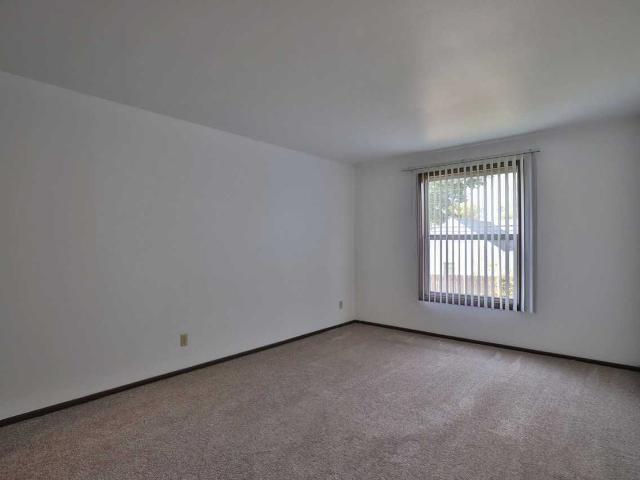 Apartment for rent in The Knolls, Peoria