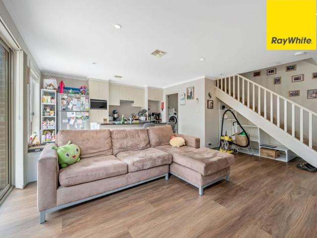 Townhouse for rent in Queanbeyan, New South Wales