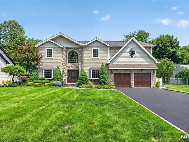 House for sale in Glen Rock, New Jersey