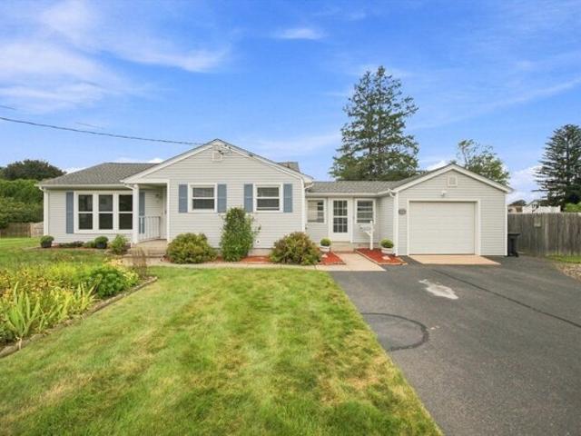 House for sale in Hampden, Massachusetts