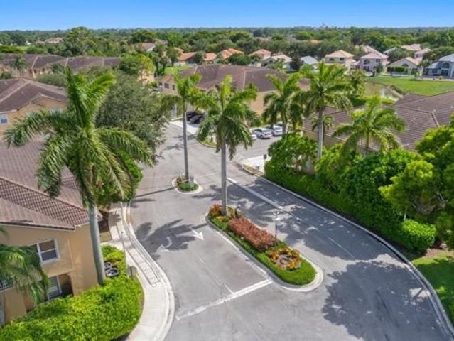 Condo for sale in Margate