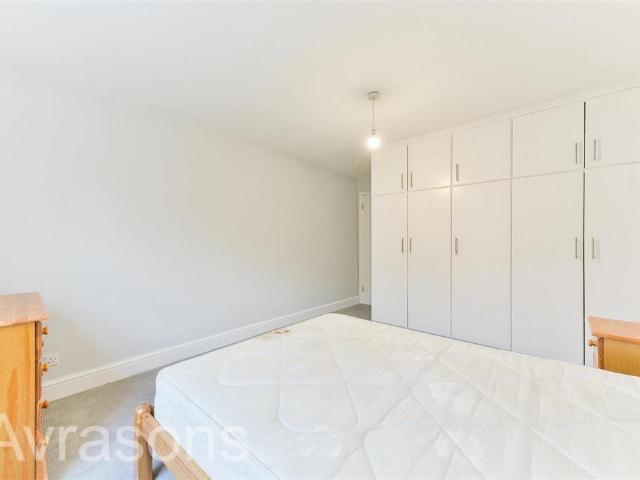 House for rent in Oval, Greater London