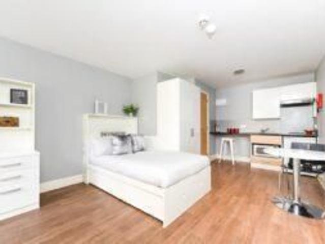 Apartment for rent in Newtown, Two Mills