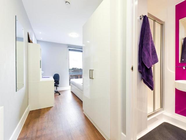 Apartment for rent in Newtown, Two Mills