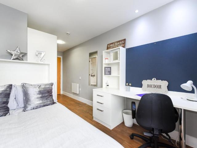 Studio for rent in Newtown, Two Mills