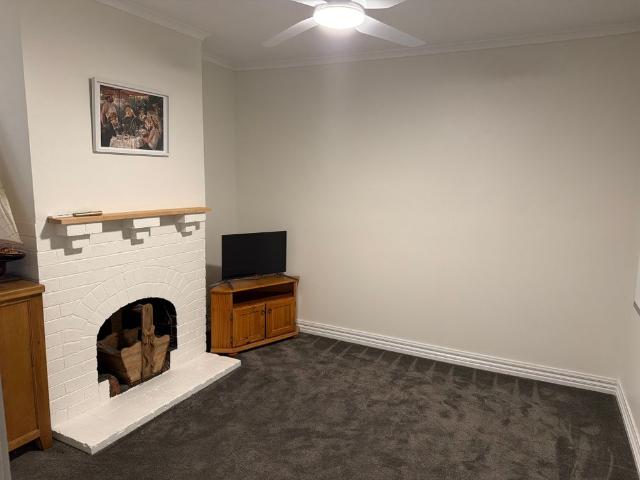 Room for rent in Camerons Creek, Victoria