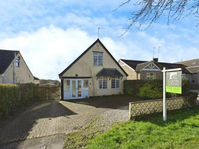 House for sale in Houlton, New Bilton
