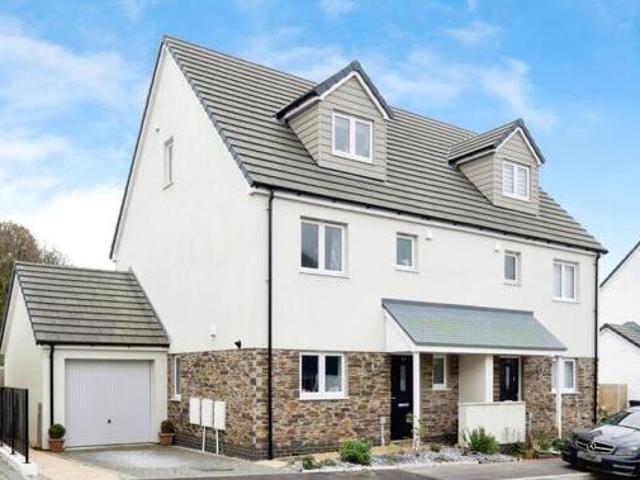 House for sale in Hayle, Cornwall