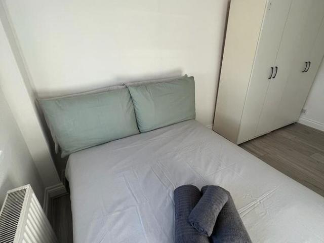 Room for rent in Golders Green, Isle Of Man