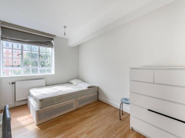 Room for rent in Cricklewood, Greater London
