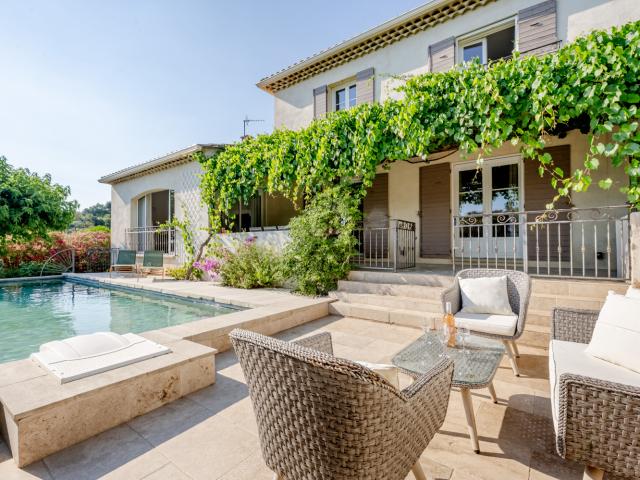 Maison vente à Carpentras, Crillon-le-brave